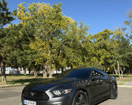 Серый Форд Мустанг, объемом двигателя 2.3 л и пробегом 99 тыс. км за 15000 $, фото 1 на Automoto.ua