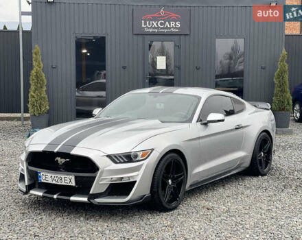 Серый Форд Мустанг, объемом двигателя 2.26 л и пробегом 80 тыс. км за 17500 $, фото 1 на Automoto.ua