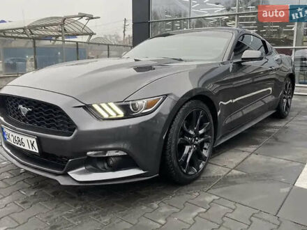 Серый Форд Мустанг, объемом двигателя 2.26 л и пробегом 162 тыс. км за 14999 $, фото 1 на Automoto.ua