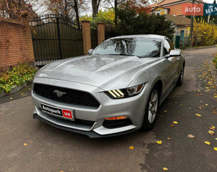 Серый Форд Мустанг, объемом двигателя 3.7 л и пробегом 126 тыс. км за 18440 $, фото 1 на Automoto.ua