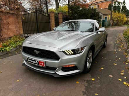 Серый Форд Мустанг, объемом двигателя 3.7 л и пробегом 126 тыс. км за 18440 $, фото 1 на Automoto.ua