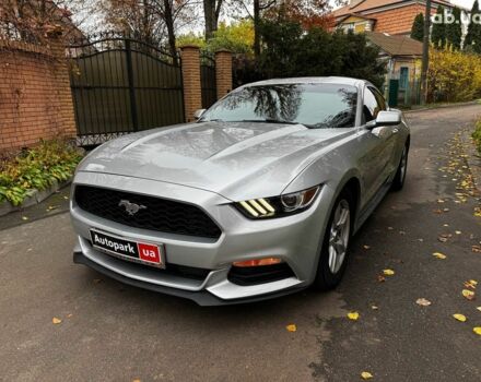 Серый Форд Мустанг, объемом двигателя 3.7 л и пробегом 126 тыс. км за 18440 $, фото 1 на Automoto.ua