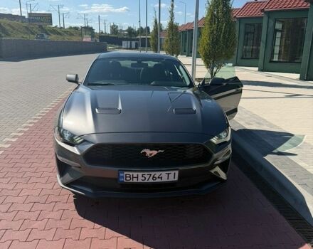 Серый Форд Мустанг, объемом двигателя 2.26 л и пробегом 78 тыс. км за 15900 $, фото 1 на Automoto.ua