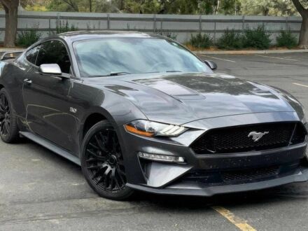 Серый Форд Мустанг, объемом двигателя 5 л и пробегом 44 тыс. км за 12500 $, фото 1 на Automoto.ua