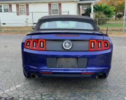 Синий Форд Мустанг, объемом двигателя 3.7 л и пробегом 85 тыс. км за 5300 $, фото 6 на Automoto.ua