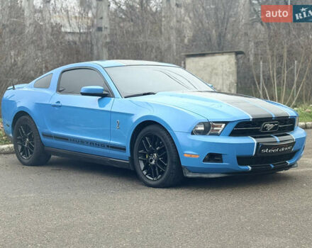 Синий Форд Мустанг, объемом двигателя 3.73 л и пробегом 290 тыс. км за 12799 $, фото 2 на Automoto.ua