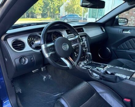 Форд Мустанг 2014 в Кривом Роге на Automoto.ua Синий Форд Мустанг, объемом двигателя 5 л и пробегом 88 тыс. км за 6200 $, фото 7 на Automoto.ua
