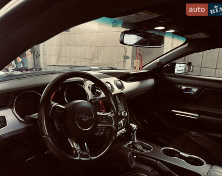 Синий Форд Мустанг, объемом двигателя 2.3 л и пробегом 128 тыс. км за 15800 $, фото 33 на Automoto.ua