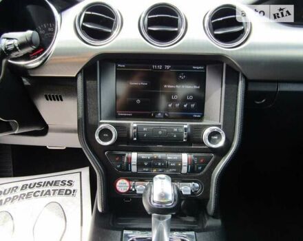 Синий Форд Мустанг, объемом двигателя 2.26 л и пробегом 42 тыс. км за 3000 $, фото 15 на Automoto.ua