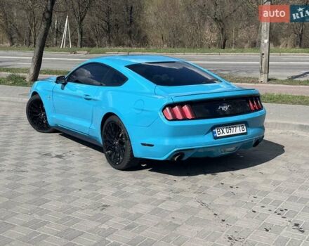 Синий Форд Мустанг, объемом двигателя 2.3 л и пробегом 150 тыс. км за 14600 $, фото 6 на Automoto.ua