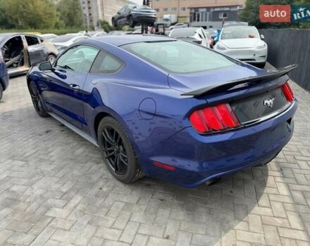 Синий Форд Мустанг, объемом двигателя 2.26 л и пробегом 166 тыс. км за 9200 $, фото 2 на Automoto.ua