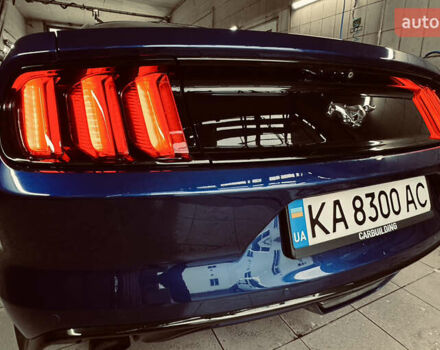 Синий Форд Мустанг, объемом двигателя 2.3 л и пробегом 128 тыс. км за 15800 $, фото 16 на Automoto.ua