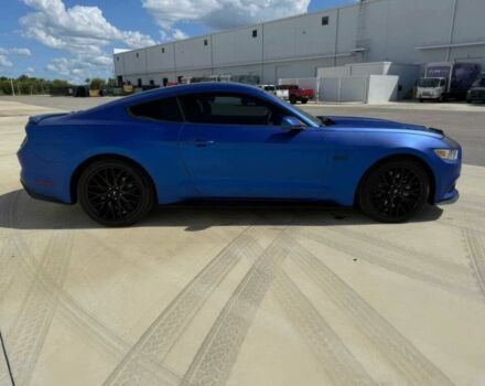 Синий Форд Мустанг, объемом двигателя 5 л и пробегом 77 тыс. км за 10000 $, фото 7 на Automoto.ua