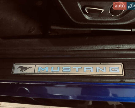 Синий Форд Мустанг, объемом двигателя 2.3 л и пробегом 128 тыс. км за 15800 $, фото 28 на Automoto.ua