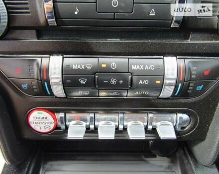 Синий Форд Мустанг, объемом двигателя 2.26 л и пробегом 42 тыс. км за 3000 $, фото 17 на Automoto.ua