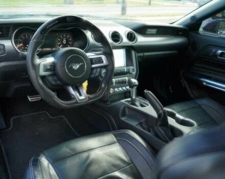 Синий Форд Мустанг, объемом двигателя 5 л и пробегом 42 тыс. км за 16000 $, фото 6 на Automoto.ua