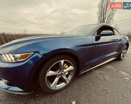 Синий Форд Мустанг, объемом двигателя 2.3 л и пробегом 128 тыс. км за 15800 $, фото 1 на Automoto.ua