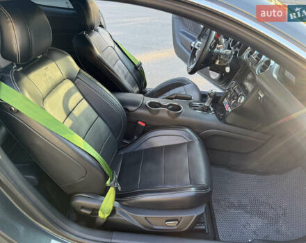 Зеленый Форд Мустанг, объемом двигателя 2.26 л и пробегом 80 тыс. км за 17500 $, фото 23 на Automoto.ua