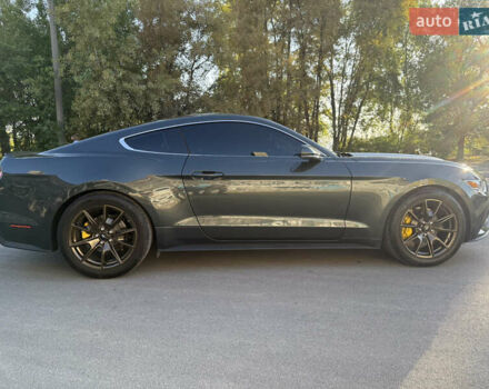 Зеленый Форд Мустанг, объемом двигателя 2.26 л и пробегом 80 тыс. км за 17500 $, фото 4 на Automoto.ua