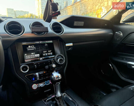 Зеленый Форд Мустанг, объемом двигателя 2.26 л и пробегом 80 тыс. км за 17500 $, фото 15 на Automoto.ua