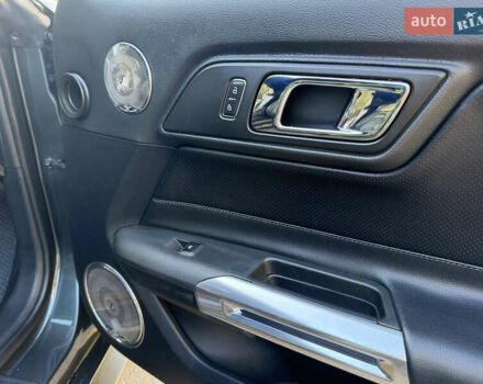 Зеленый Форд Мустанг, объемом двигателя 2.26 л и пробегом 80 тыс. км за 17500 $, фото 19 на Automoto.ua