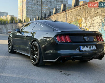 Зеленый Форд Мустанг, объемом двигателя 2.26 л и пробегом 80 тыс. км за 17500 $, фото 8 на Automoto.ua