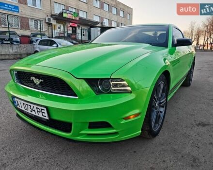 Зеленый Форд Мустанг, объемом двигателя 3.7 л и пробегом 165 тыс. км за 11950 $, фото 1 на Automoto.ua
