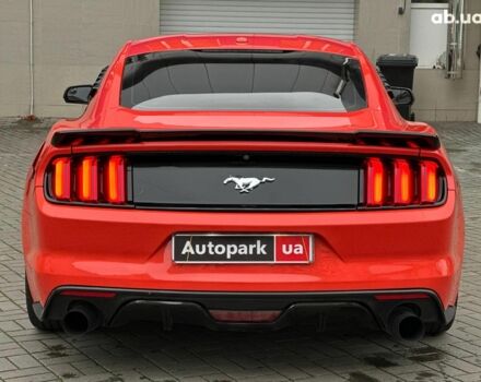 Оранжевый Форд Мустанг, объемом двигателя 2.3 л и пробегом 183 тыс. км за 18490 $, фото 7 на Automoto.ua