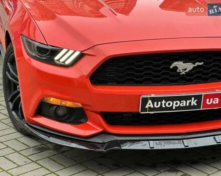 Оранжевый Форд Мустанг, объемом двигателя 2.3 л и пробегом 183 тыс. км за 18490 $, фото 4 на Automoto.ua