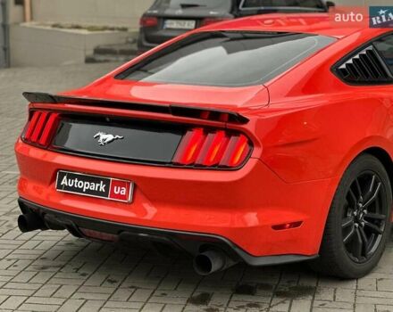 Оранжевый Форд Мустанг, объемом двигателя 2.3 л и пробегом 183 тыс. км за 18490 $, фото 8 на Automoto.ua