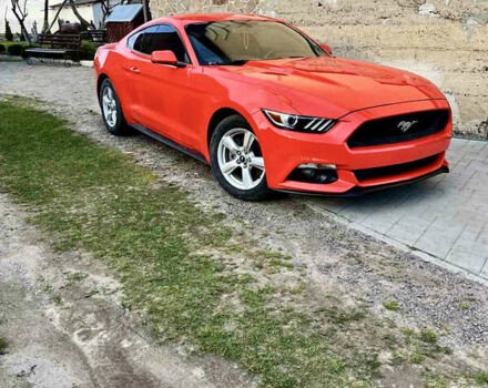 Оранжевый Форд Мустанг, объемом двигателя 2.3 л и пробегом 38 тыс. км за 24500 $, фото 3 на Automoto.ua
