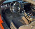 Оранжевый Форд Мустанг, объемом двигателя 2.3 л и пробегом 51 тыс. км за 15000 $, фото 15 на Automoto.ua