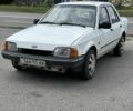 Белый Форд Орион, объемом двигателя 1.4 л и пробегом 260 тыс. км за 600 $, фото 1 на Automoto.ua