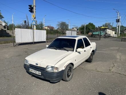 Форд Орион 1990 в Краматорске на Automoto.ua Бежевый Форд Орион, объемом двигателя 0 л и пробегом 70 тыс. км за 339 $, фото 1 на Automoto.ua