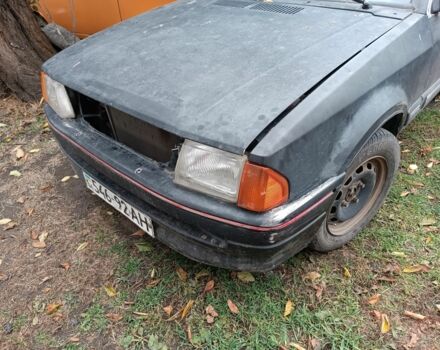 Форд Орион 1984 в Днепре (Днепропетровске) на Automoto.ua Черный Форд Орион, объемом двигателя 0 л и пробегом 203 тыс. км за 500 $, фото 5 на Automoto.ua