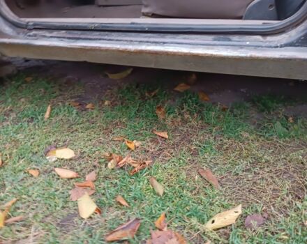 Форд Орион 1984 в Днепре (Днепропетровске) на Automoto.ua Черный Форд Орион, объемом двигателя 0 л и пробегом 203 тыс. км за 500 $, фото 6 на Automoto.ua