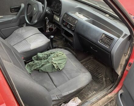 Форд Орион 1989 в Сумах на Automoto.ua Черный Форд Орион, объемом двигателя 1.3 л и пробегом 40 тыс. км за 333 $, фото 6 на Automoto.ua