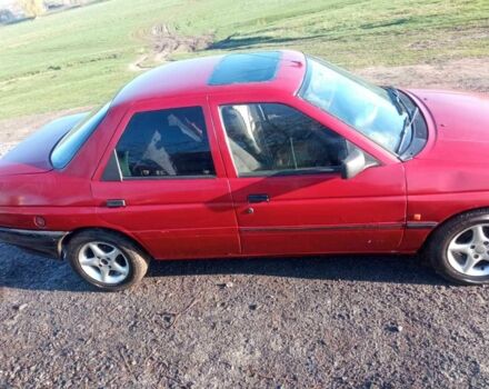 Красный Форд Орион, объемом двигателя 1 л и пробегом 300 тыс. км за 600 $, фото 5 на Automoto.ua