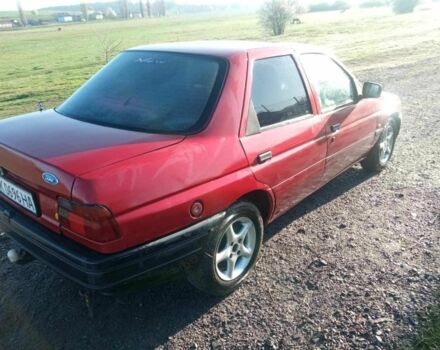 Красный Форд Орион, объемом двигателя 1 л и пробегом 300 тыс. км за 600 $, фото 4 на Automoto.ua