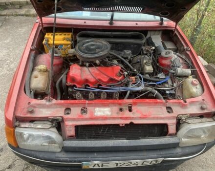 Форд Орион 1987 в Каменское - Днепродзержинск на Automoto.ua Красный Форд Орион, объемом двигателя 1.4 л и пробегом 3 тыс. км за 835 $, фото 6 на Automoto.ua