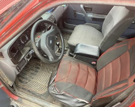 Форд Орион 1987 в Каменское - Днепродзержинск на Automoto.ua Красный Форд Орион, объемом двигателя 1.4 л и пробегом 3 тыс. км за 835 $, фото 3 на Automoto.ua
