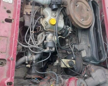 Красный Форд Орион, объемом двигателя 1.4 л и пробегом 125 тыс. км за 500 $, фото 8 на Automoto.ua