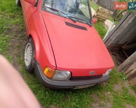 Красный Форд Орион, объемом двигателя 1.3 л и пробегом 508 тыс. км за 600 $, фото 1 на Automoto.ua