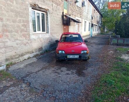 Красный Форд Орион, объемом двигателя 1.8 л и пробегом 100 тыс. км за 839 $, фото 5 на Automoto.ua