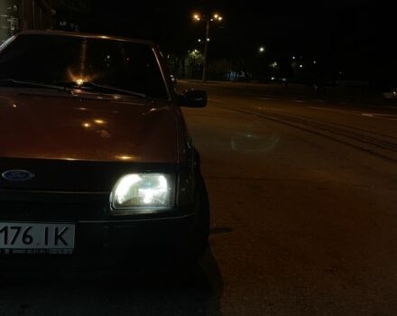 Червоний Форд Оріон, об'ємом двигуна 1.3 л та пробігом 300 тис. км за 1000 $, фото 5 на Automoto.ua