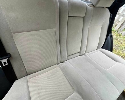 Красный Форд Орион, объемом двигателя 1.6 л и пробегом 97 тыс. км за 714 $, фото 7 на Automoto.ua