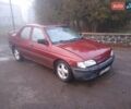 Красный Форд Орион, объемом двигателя 1.4 л и пробегом 365 тыс. км за 500 $, фото 1 на Automoto.ua