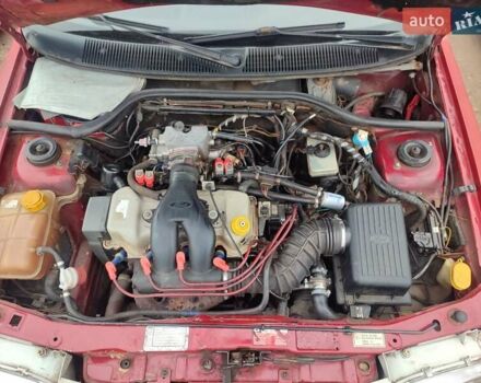 Червоний Форд Оріон, об'ємом двигуна 1.6 л та пробігом 333 тис. км за 614 $, фото 9 на Automoto.ua