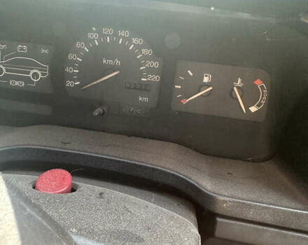 Червоний Форд Оріон, об'ємом двигуна 1.8 л та пробігом 62 тис. км за 1000 $, фото 8 на Automoto.ua