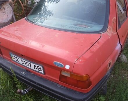 Красный Форд Орион, объемом двигателя 0 л и пробегом 665 тыс. км за 194 $, фото 1 на Automoto.ua